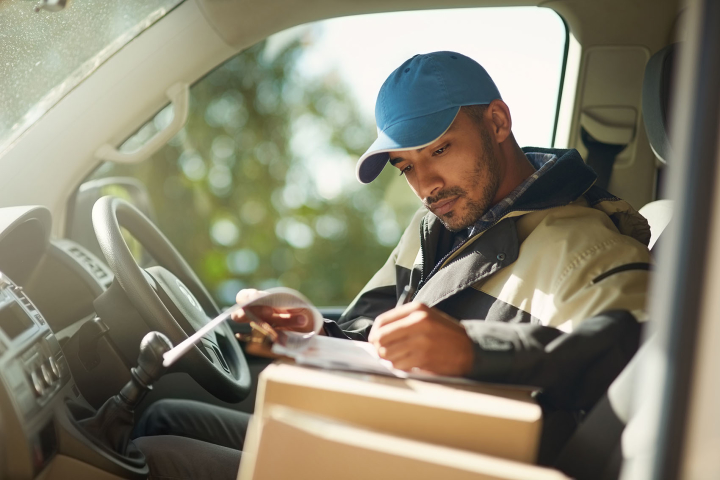 8 Available Delivery Driver Jobs in Canada: Earn While You Drive